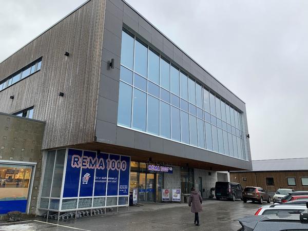 Averøy Handelsbygg AS