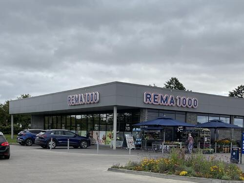 DK Retail Invest AS